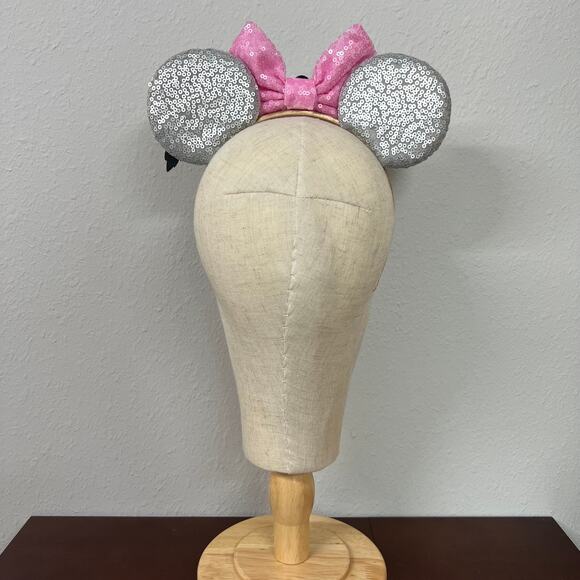 Eeyore Minnie Ears | Disney's Winnie the Pooh-Inspired Mouse Ears Headband - Picture 5 of 5